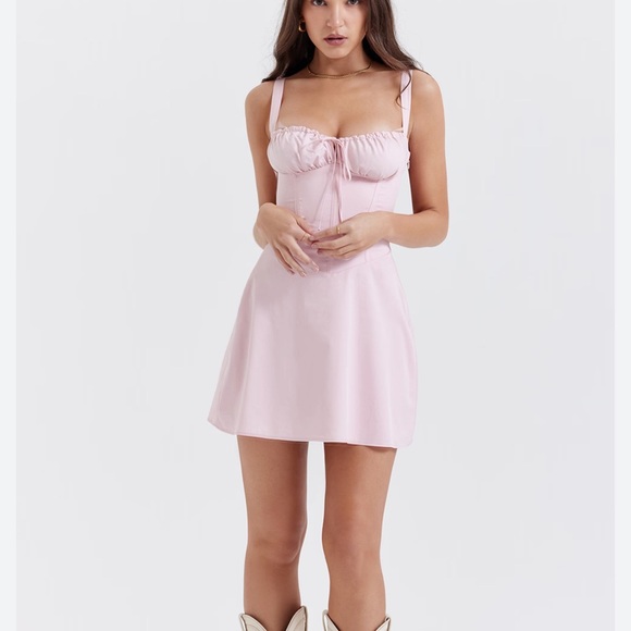 House of CB Carlotta Pink - Picture 1 of 5